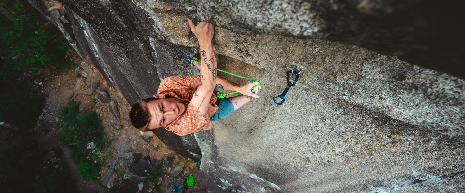 Nat Bailey clips a draw in Mazama, WA